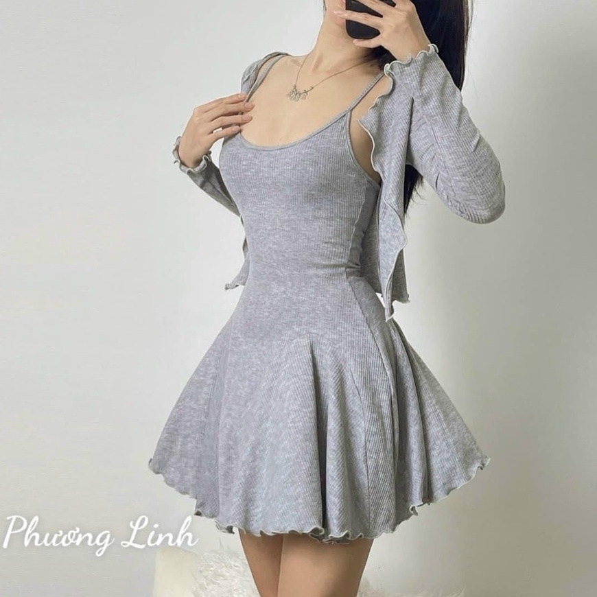Set váy hai dây đuôi cá mix áo khoác cardigan dày dặn mùa thu