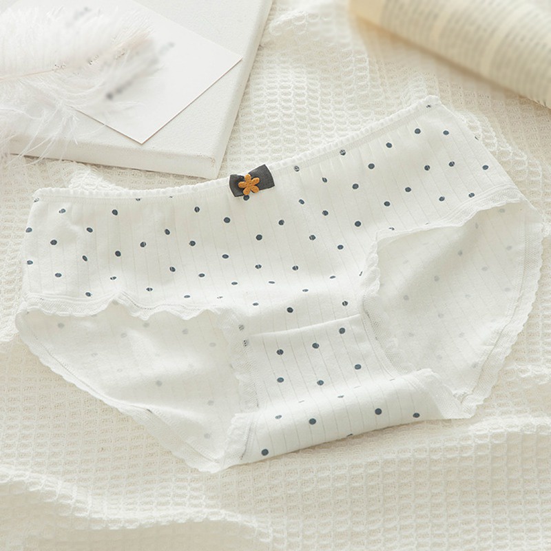 Quần lót cotton cạp vừa in họa tiết chấm bi xinh xắn kiểu Nhật cho nữ