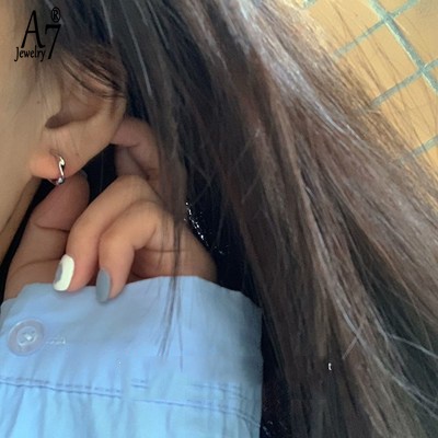 Khuyên Tai Hình Tròn Nhỏ Đơn Giản Tinh Tế Chống Dị Ứng A7 S925