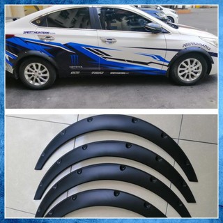 Cua lốp thể thao cho xe hyundai accent 2018-2020