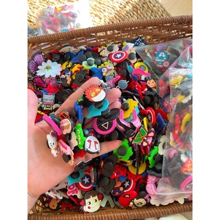 Bán sỉ,lẻ sticker dép.