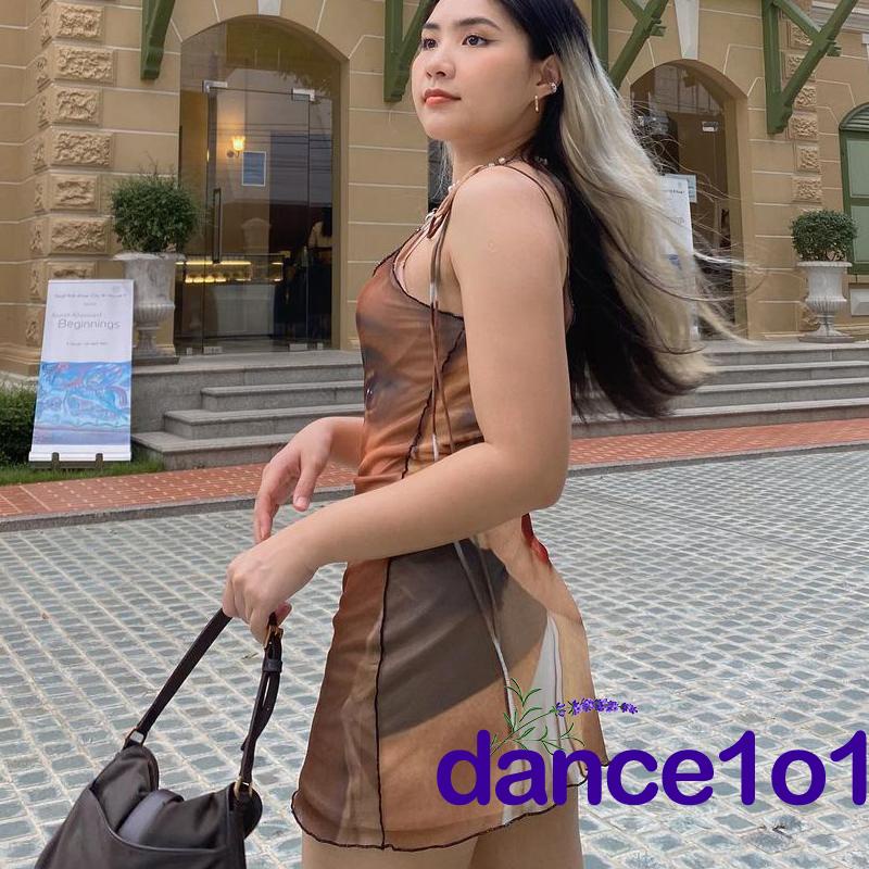 Váy hai dây in họa tiết chân dung xinh xắn dành cho nữ