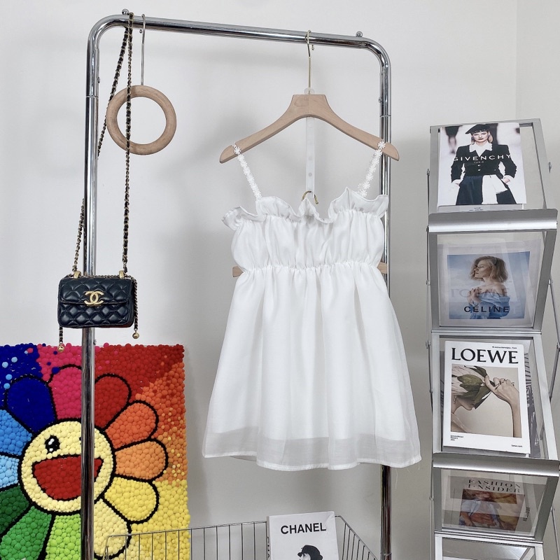 Áo 2 dây hoa cúc chun bèo ngực chất lụa 2 lớp dáng babydoll màu trắng