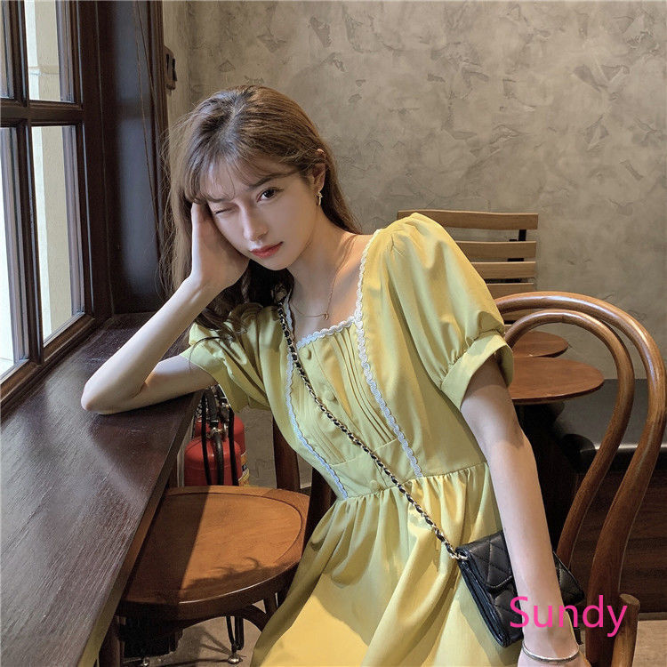 Váy xòe cổ vuông phối ren xinh xắn đáng yêu