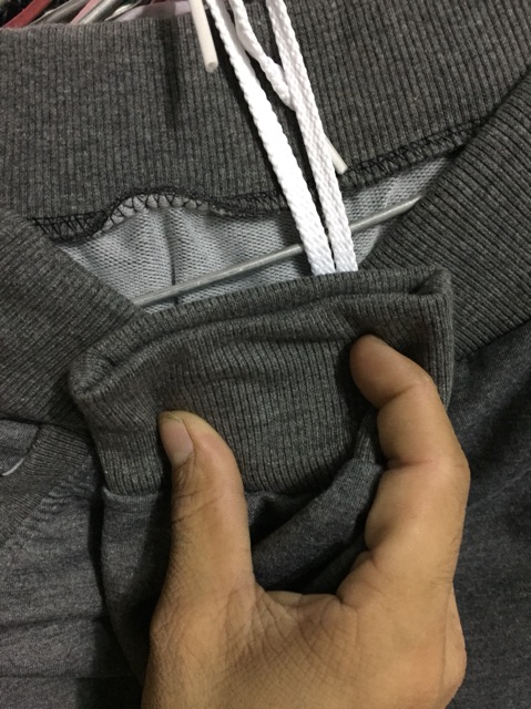 Quần Jogger 3 sọc nam nữ 60k