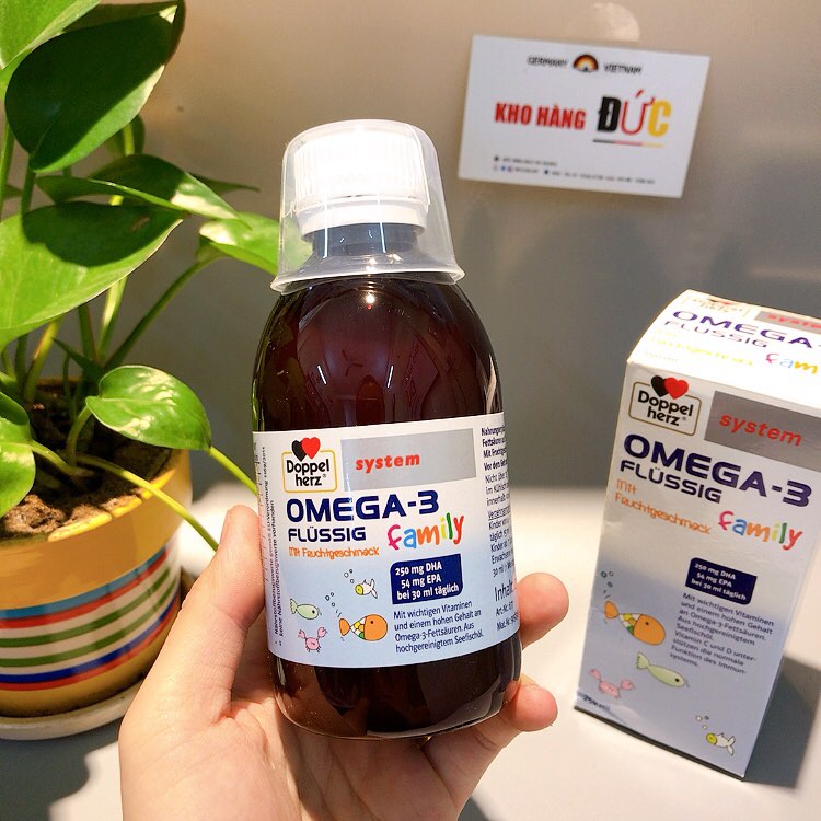 Siro OMEGA 3 Flussig Family Bổ Sung EPA, DHA & Vitamin Cho Trẻ Em Và Người Lớn, 250ml Của Đức