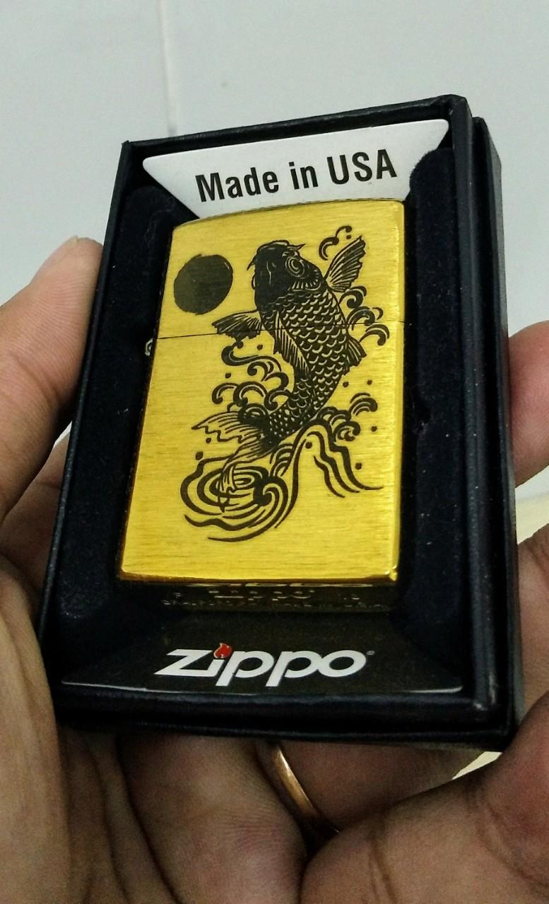 Vỏ Bật Lửa Zippo Họa Tiết Cá Chép Hóa Rồng