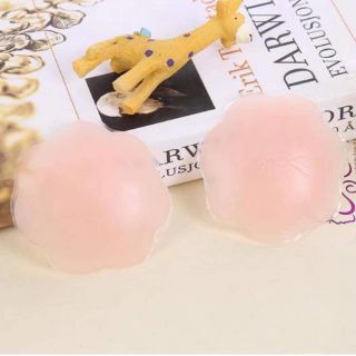 Các mẫu áo lót dán ngực cao cấp