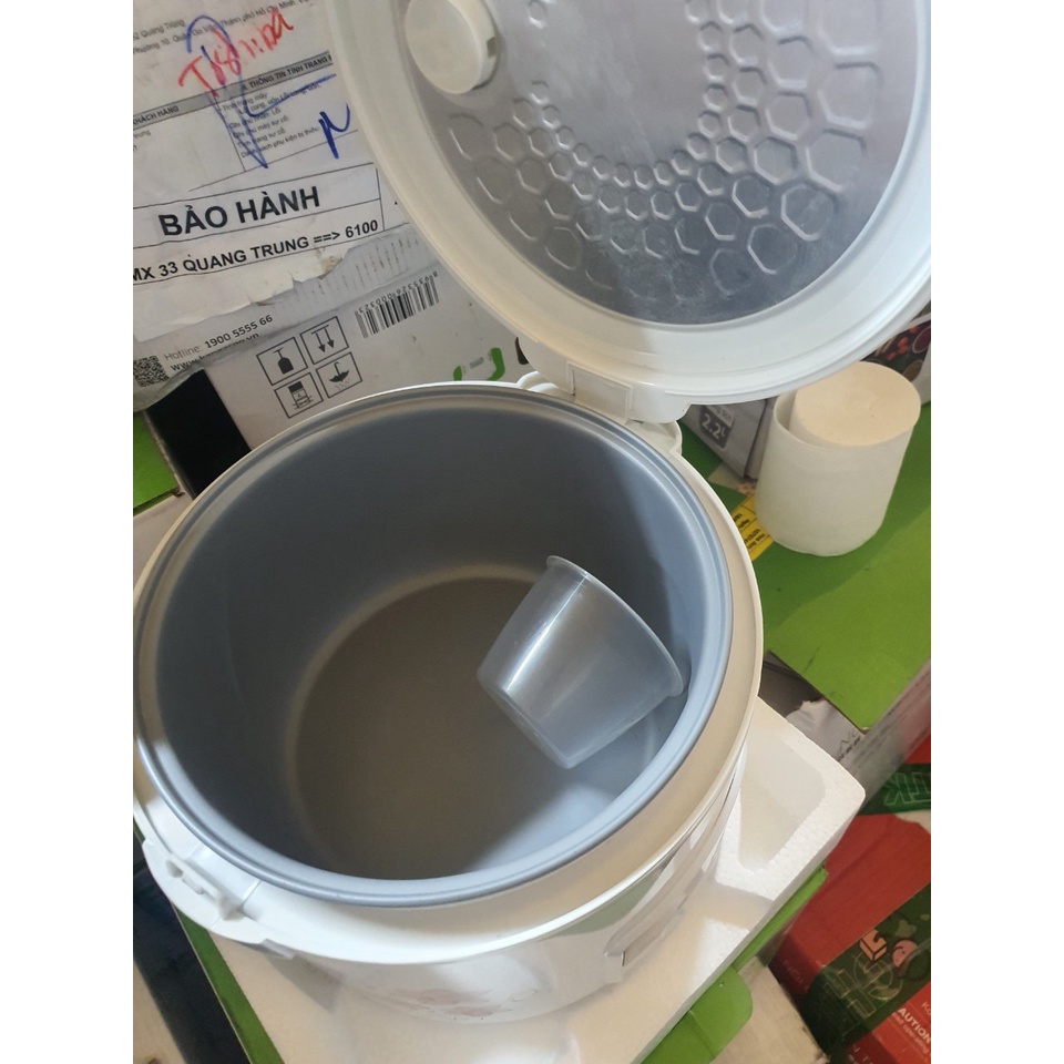 Nồi cơm điện mini K  angaroo 1.2l KG12RC1