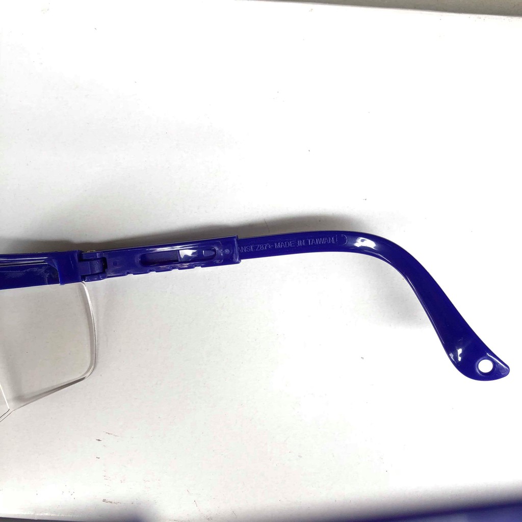 Mắt kính bảo hộ lao động chống tia UV Kingwear KY151B (Giao màu gọng ngẫu nhiên)
