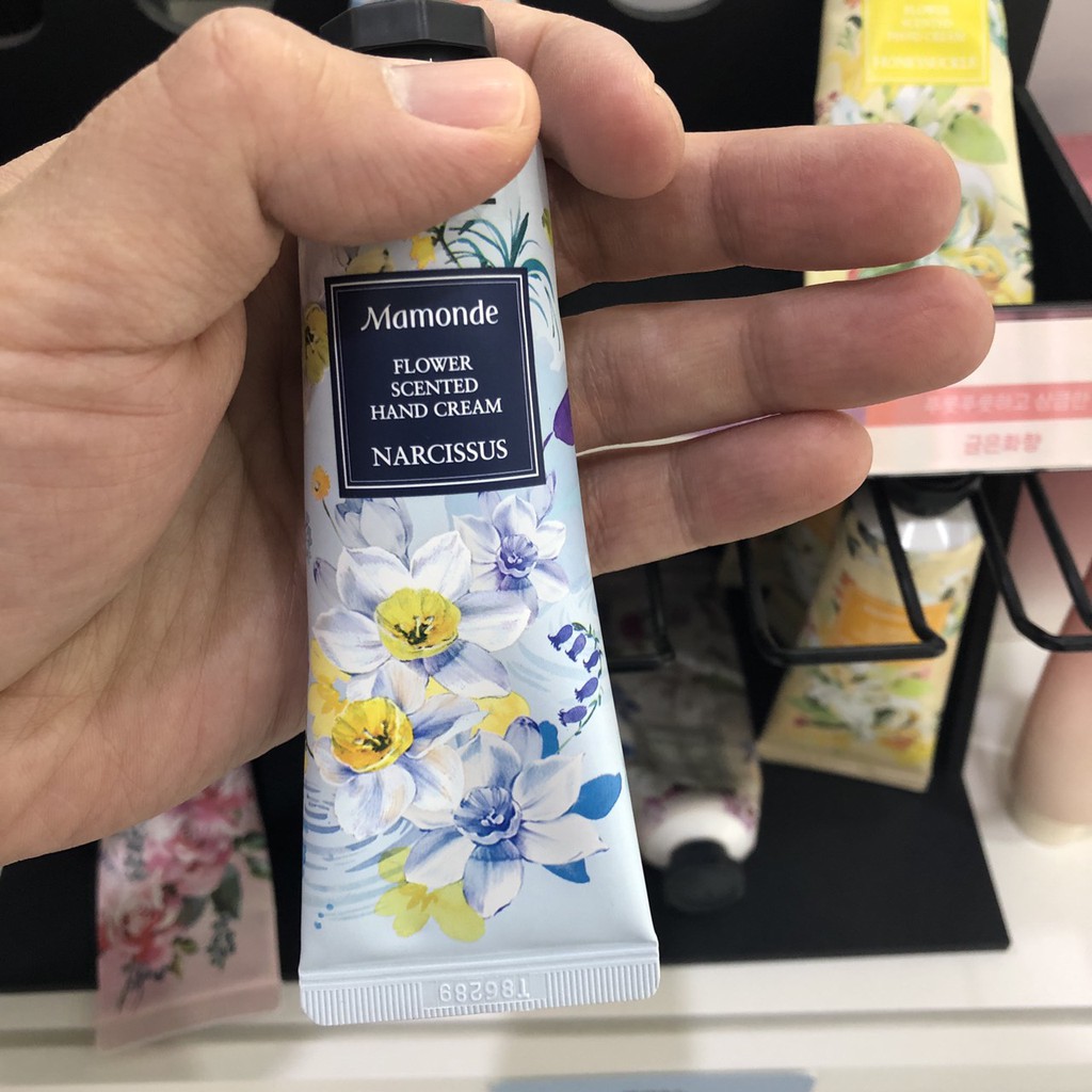 Kem dưỡng da tay Mamonde Flower Scented Hand Cream | BigBuy360 - bigbuy360.vn