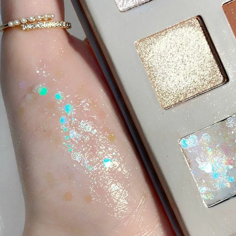 Mẫu mắt 18 ô bingbing nhũ mix lì đáng yêu trẻ trung | BigBuy360 - bigbuy360.vn