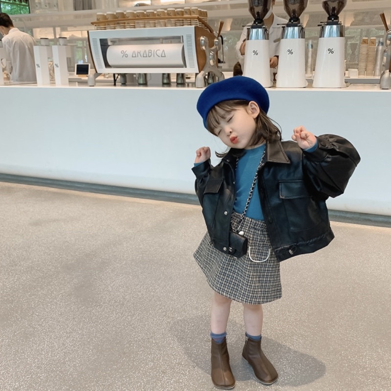 ÁO KHOÁC DA BÉ GÁI XINH XẮN SÀNH ĐIỆU