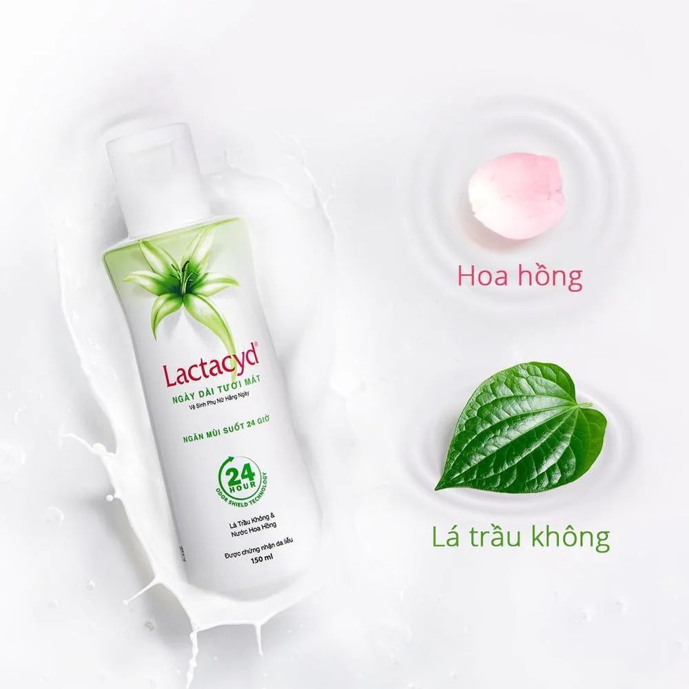 Dung Dịch Vệ Sinh Phụ Nữ LACTACYD Lá Trầu Không &amp; Hoa Hồng | 150ml