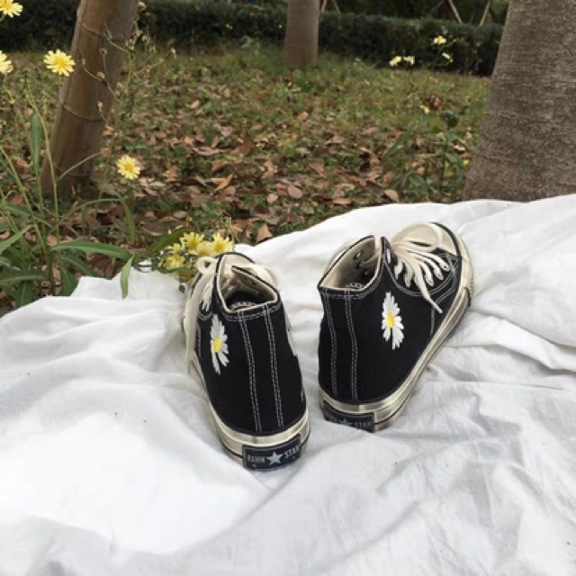 [Mã FAGREEN245 giảm 10% tối đa 30k đơn từ 99k] Giày cao cổ hoa cúc đế nhem nhuốc phong cách xì teen | BigBuy360 - bigbuy360.vn