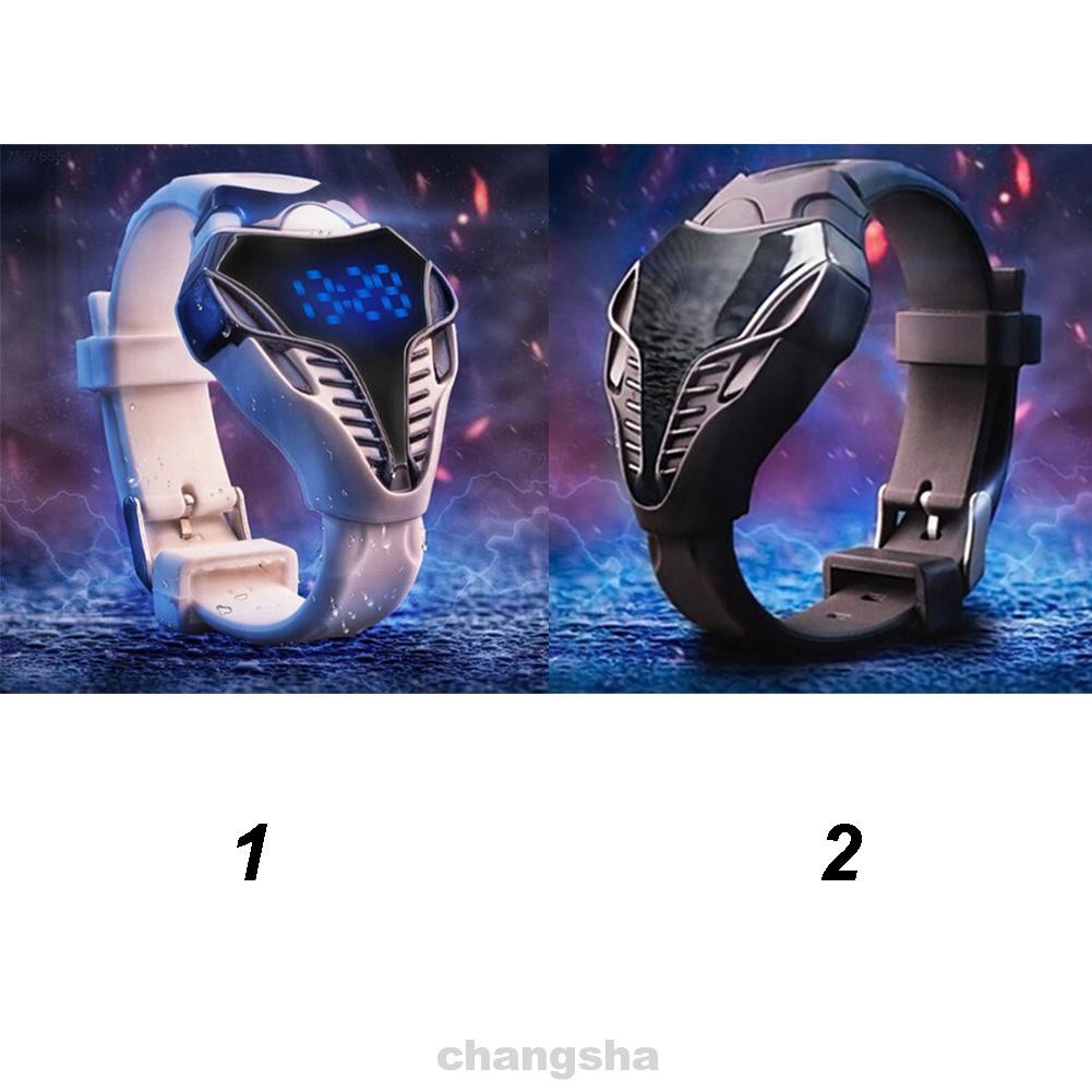 Đồng Hồ Điện Tử Mặt Tam Giác Có Đèn Led Cho Bé