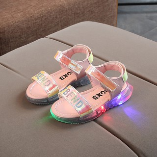 Giày thể thao cho bé đế gắn đèn LED