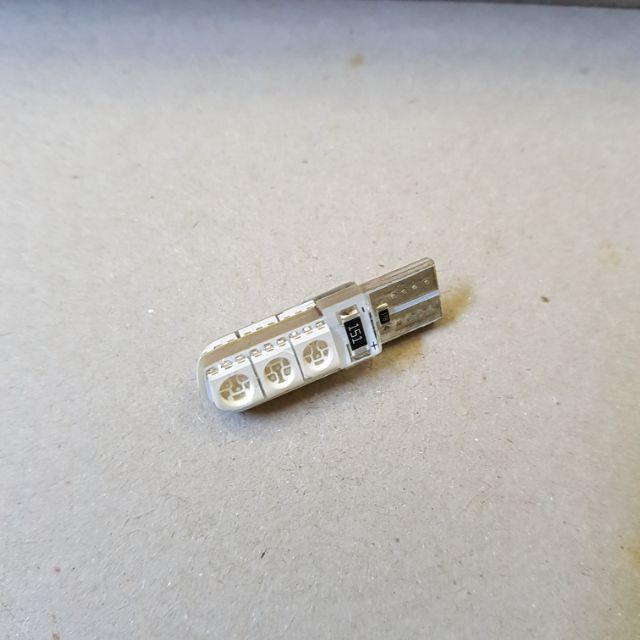 Led chân T10 6 tim màu cam