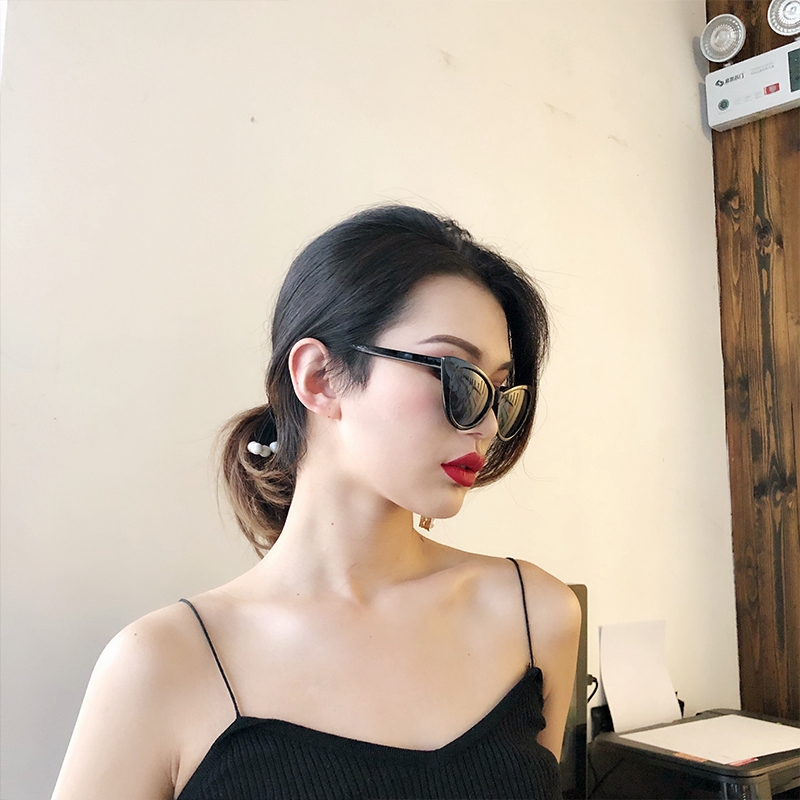 Kính mát mắt mèo chống tia UV400 phong cách cổ điển thời trang cho nữ
