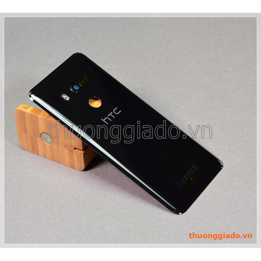 Thay kính lưng HTC U11+, HTC U11 Plus