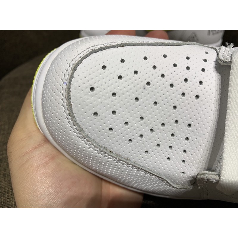 Giày sneaker air jordan1 retro high og "First class flight"