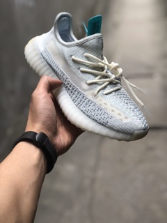 Giày 350 v2 cloud đủ hộp