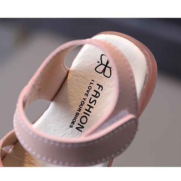 Sandal tập đi cho bé gái đế mềm chống trơn kín mũi đính nơ đáng yêu cho bé từ 0 - 4 tuổi