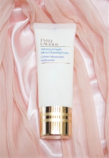 Sữa rửa mặt Estee Lauder  Advanced Night Micro Cleansing Foam 100ml