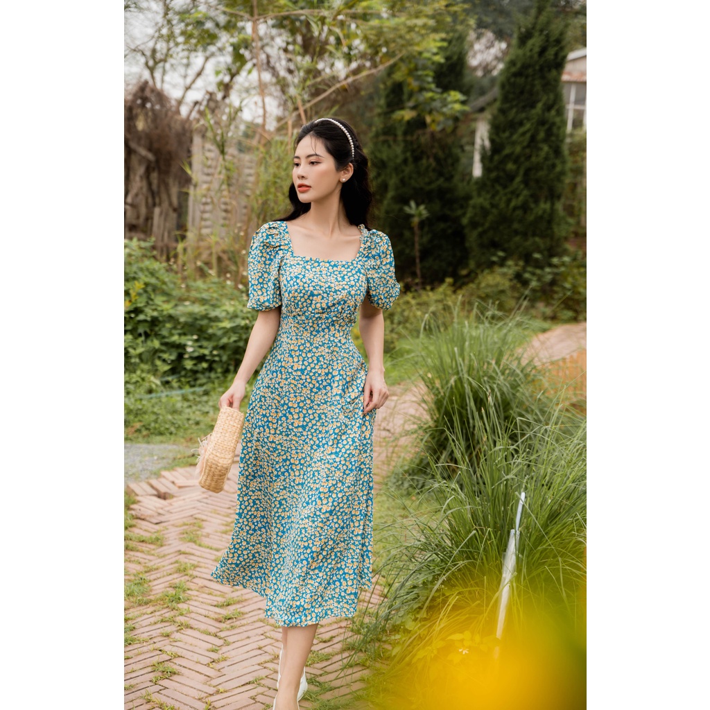 Váy hoa nữ ngắn tay dáng dài cổ vuông màu xanh hoa vàng chất tằm cao cấp YAME