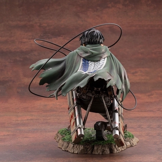 Mô Hình Nhân Vật Phim Attack On Titan 18cm