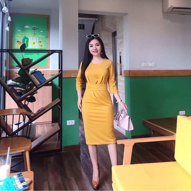 Đầm body thiết kế bo nhún eo tay lỡ
