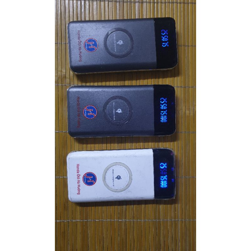 Thanh lý sạc dự phòng kiêm sạc không dây 10.000 Mah.