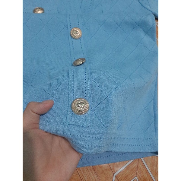 Đầm len ôm body Hương Giang đính nút siêu hotttt