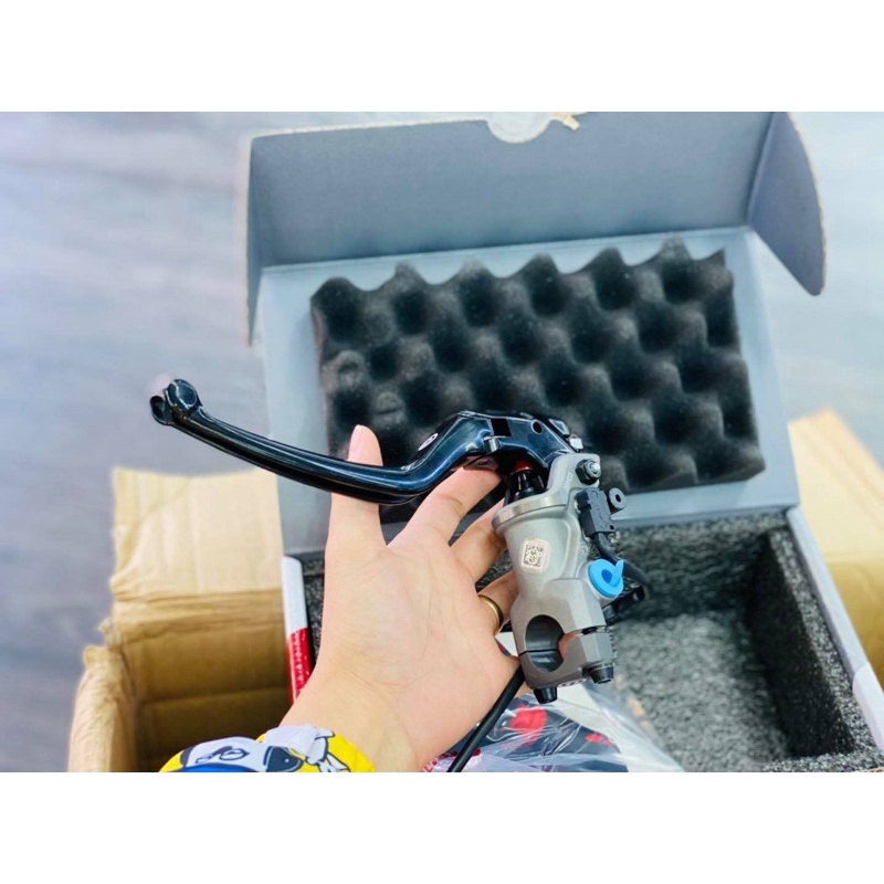 Tay Brembo Rcs Corsacorta 17/19 /15/16chính hãng