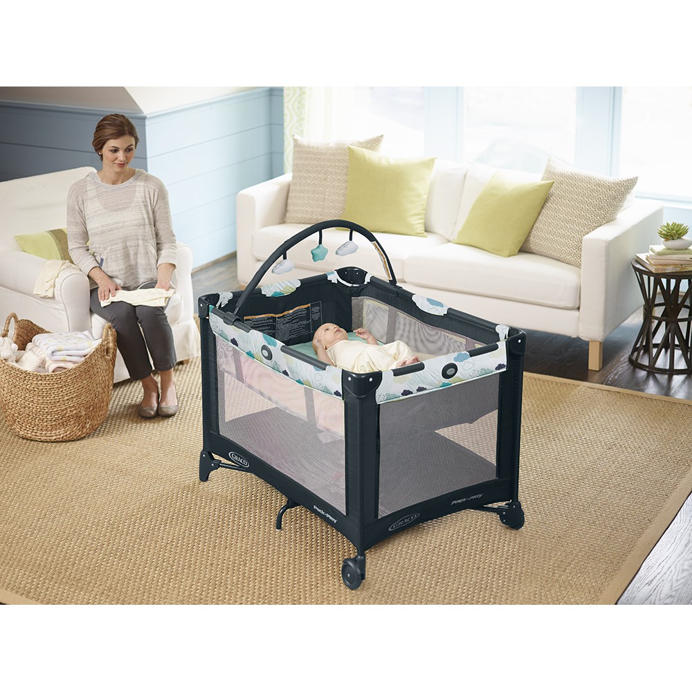 Giường cũi Graco On The Go Fletcher/Rumor