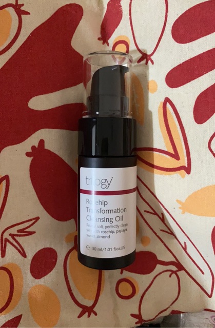 Dầu tẩy trang Trilogy Rosehip Transformation Cleansing Oil