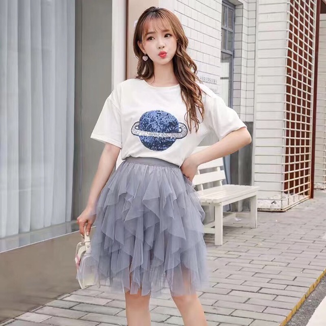 Chân váy sóng tầng dáng ngắn | BigBuy360 - bigbuy360.vn