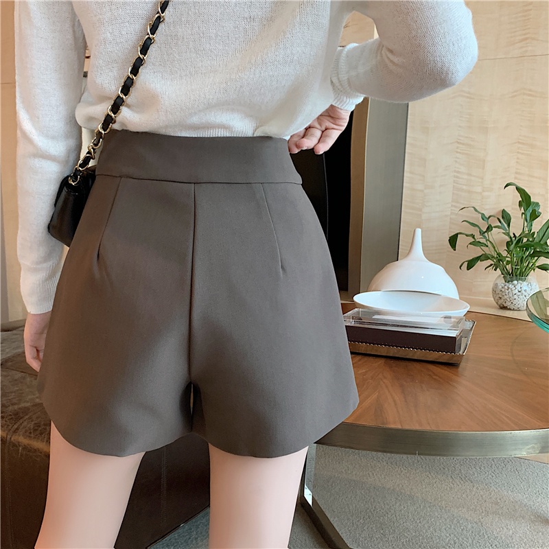 Quần short nữ cạp cao ôngs rộng cúc bấm m109