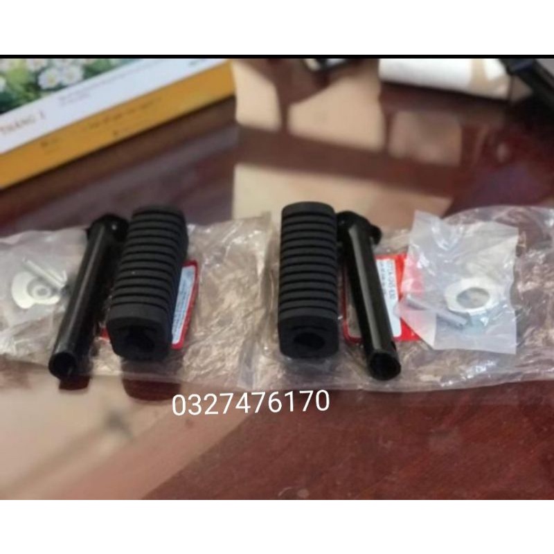 Cặp cao su gác chân sau xe Super DREAM, WAVE, FUTURE.... zin