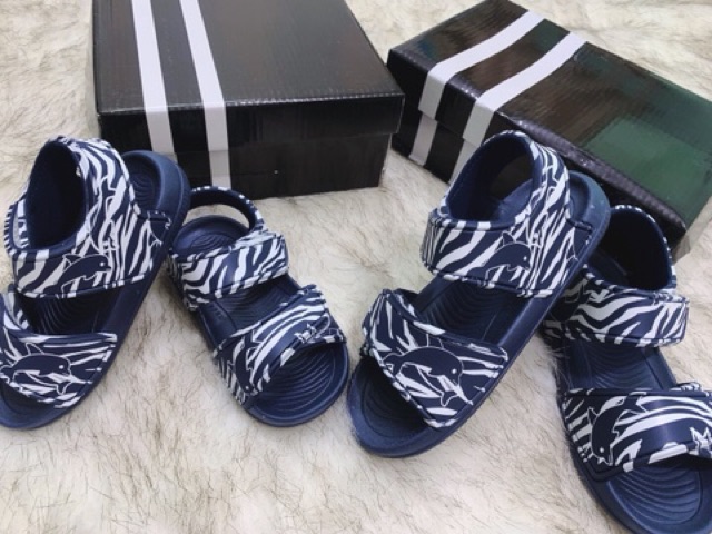 Giày sandal xịn- sale lỗ thu vốn