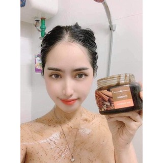 Lọ tẩy da chết body quế