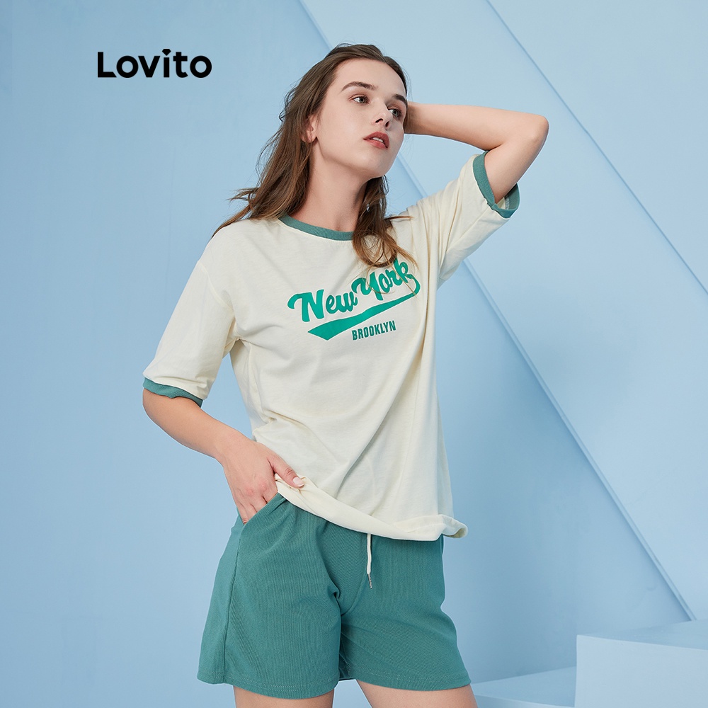 Set trang phục Lovito dáng rộng in chữ phối màu nổi bật SSSQYP2173 (Xanh lá)
