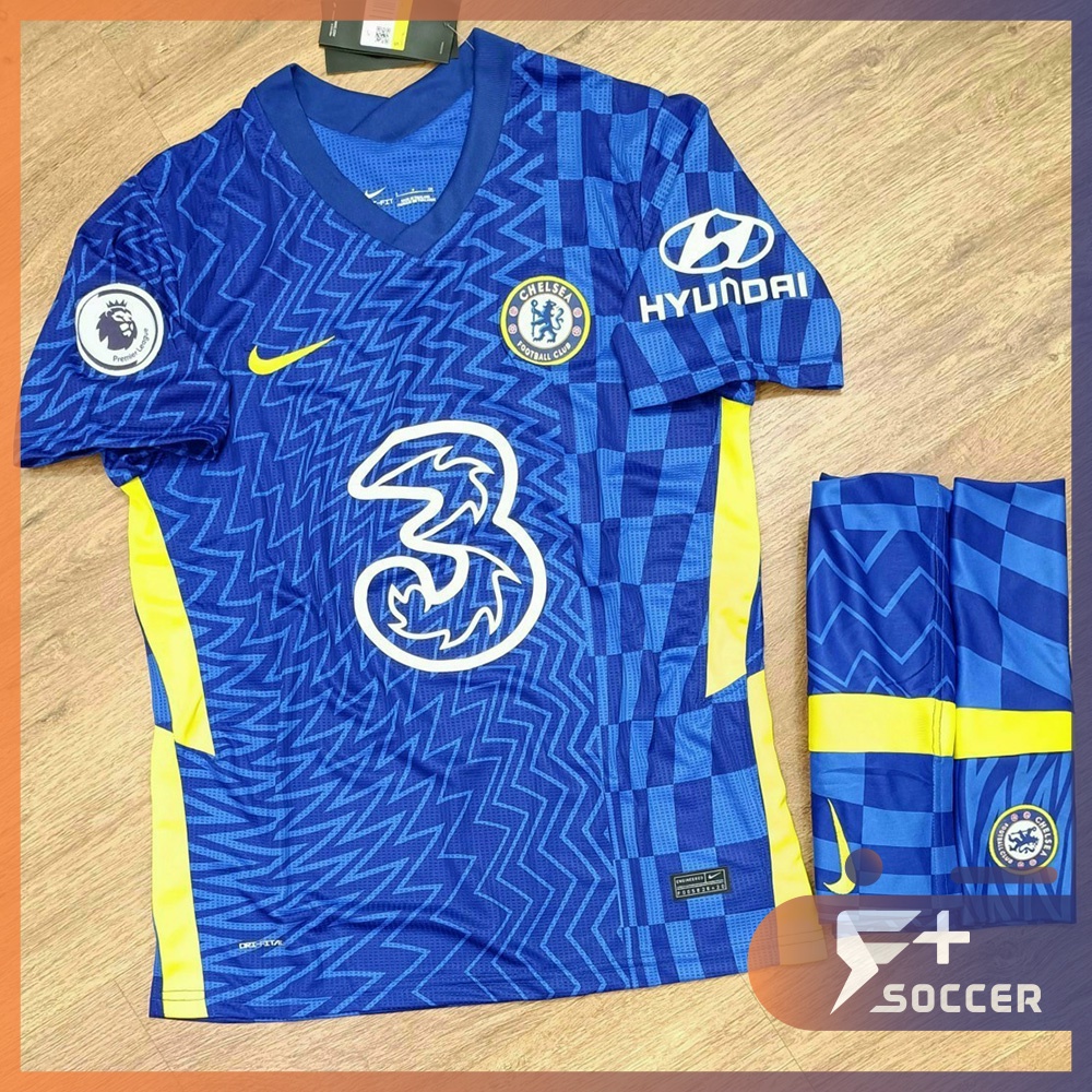 Bộ quần áo đá bóng CLB Chelsea màu xanh biển vàng logo thêu poly mè gai thái cao cấp _ Chuẩn hàng thái