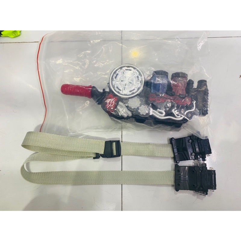 Đồ chơi siêu nhân Belt Build Driver Dx / bottle chơi kèm