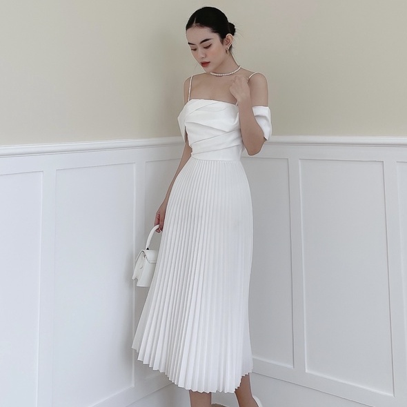 [BBSTORE'S] Đầm Hai Dây Trễ Vai Tùng Váy Dập Ly - D831