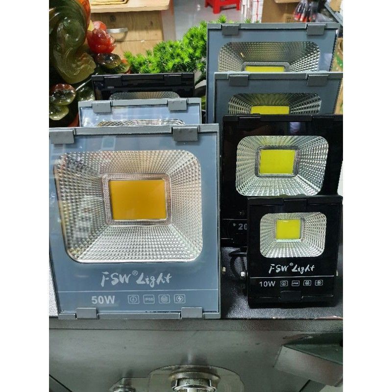 Đèn pha comb FSW đủ công xuất  10w.20w.30w.50w.100w.màu trắng+ màu vàng