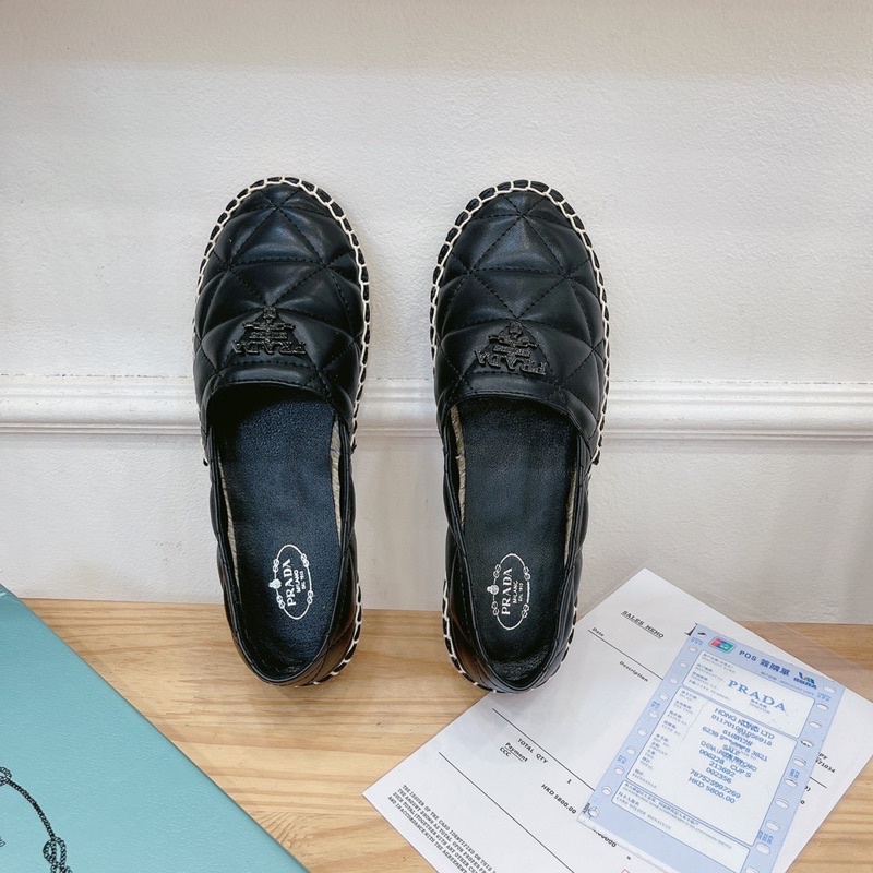 Giày slipon prada trần trám