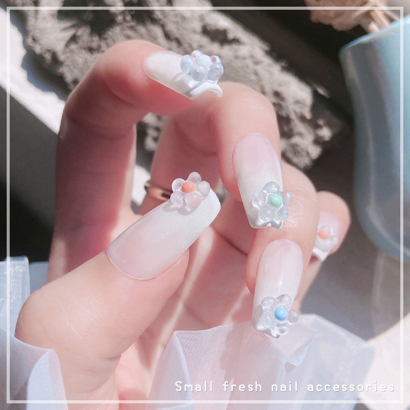 Bộ 50 Bông Hoa Mận Nhỏ Trong Suốt Trang Trí Móng Tay 3D