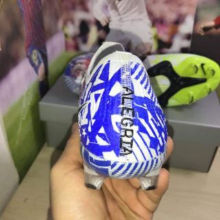 GIÀY ĐÁ BÓNG SÂN CỎ TỰ NHIÊN