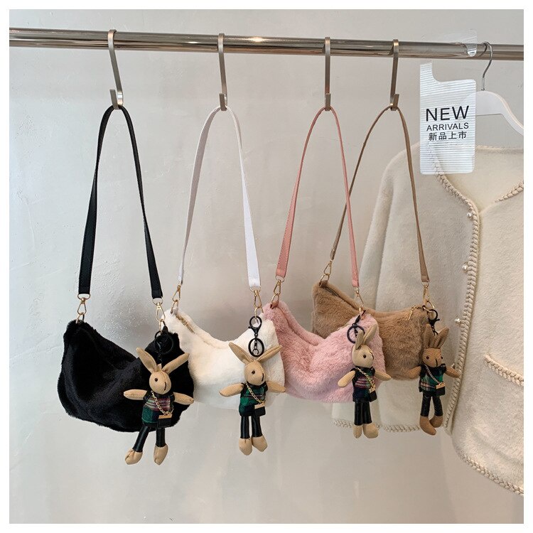 JASMIN NOIR  Túi đeo chéo  giả lông thời trang cá tính cho nữ